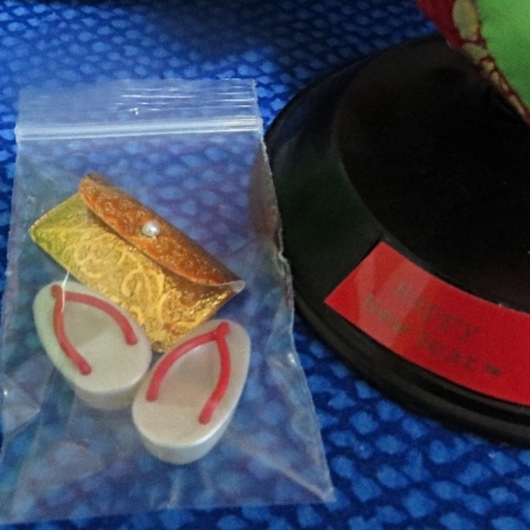 Vintage Barbie 1995 Happy New Year Barbie Doll (14024) in Original Box - Picture 6 of 9